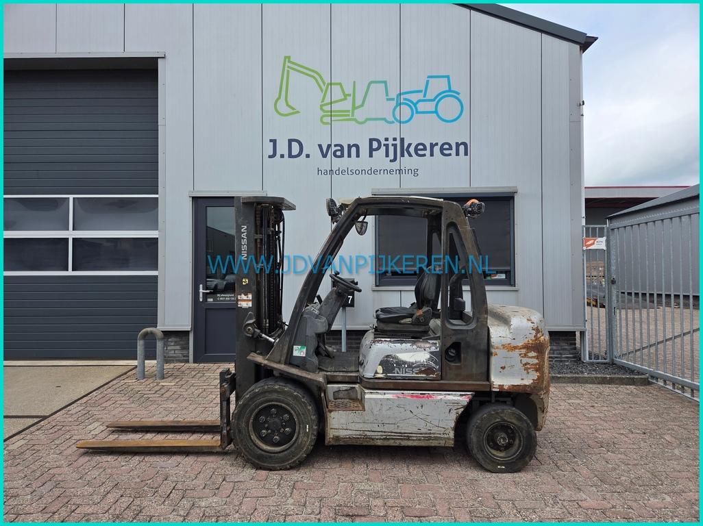 Nissan YG1D2A32Q